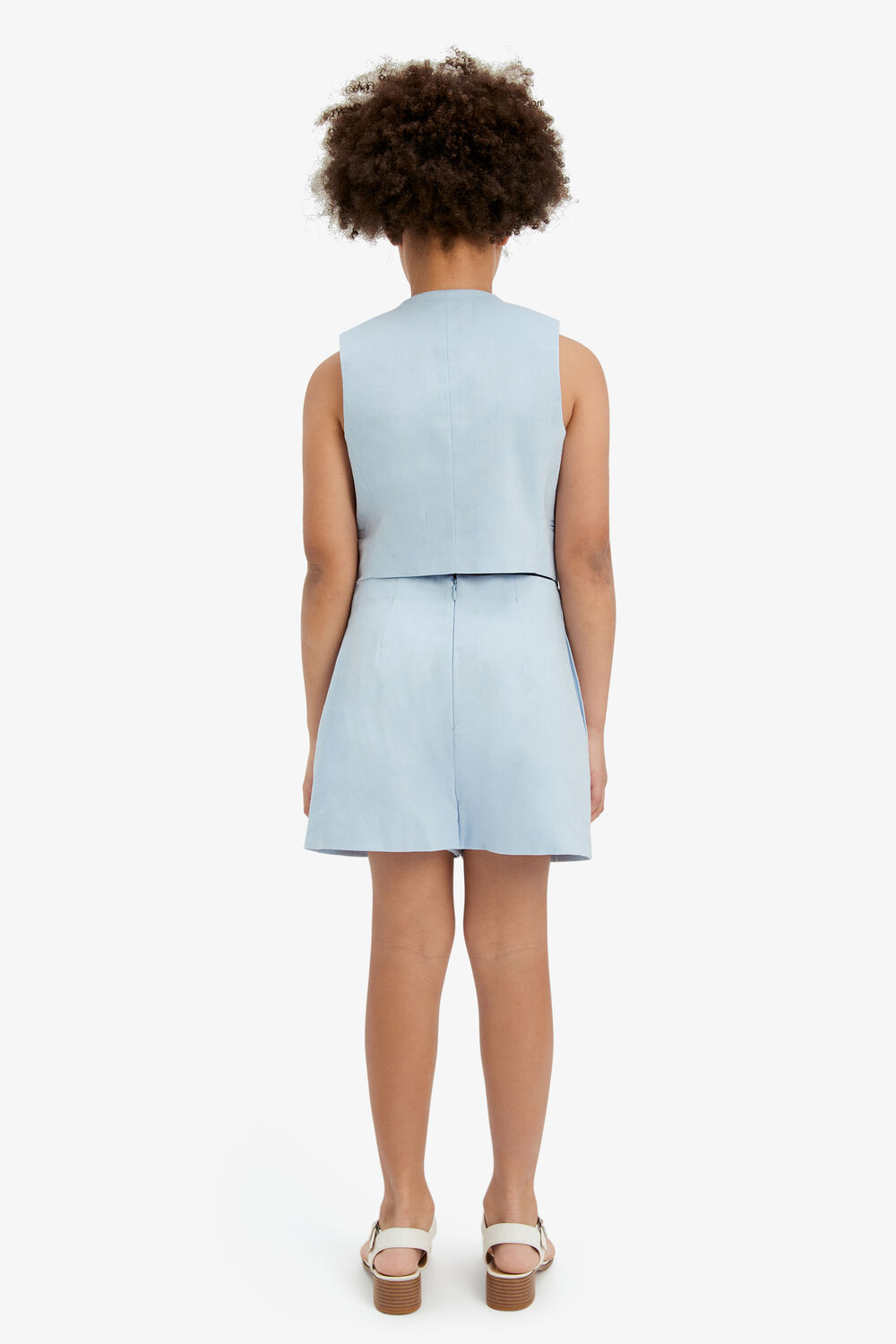 AVERILL LINEN SHORT in colour CROWN BLUE