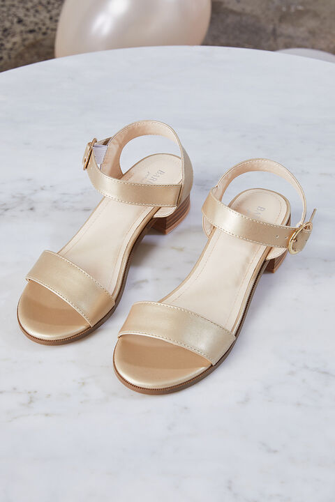 GIRLS BUCKLE HEEL in colour GOLD EARTH