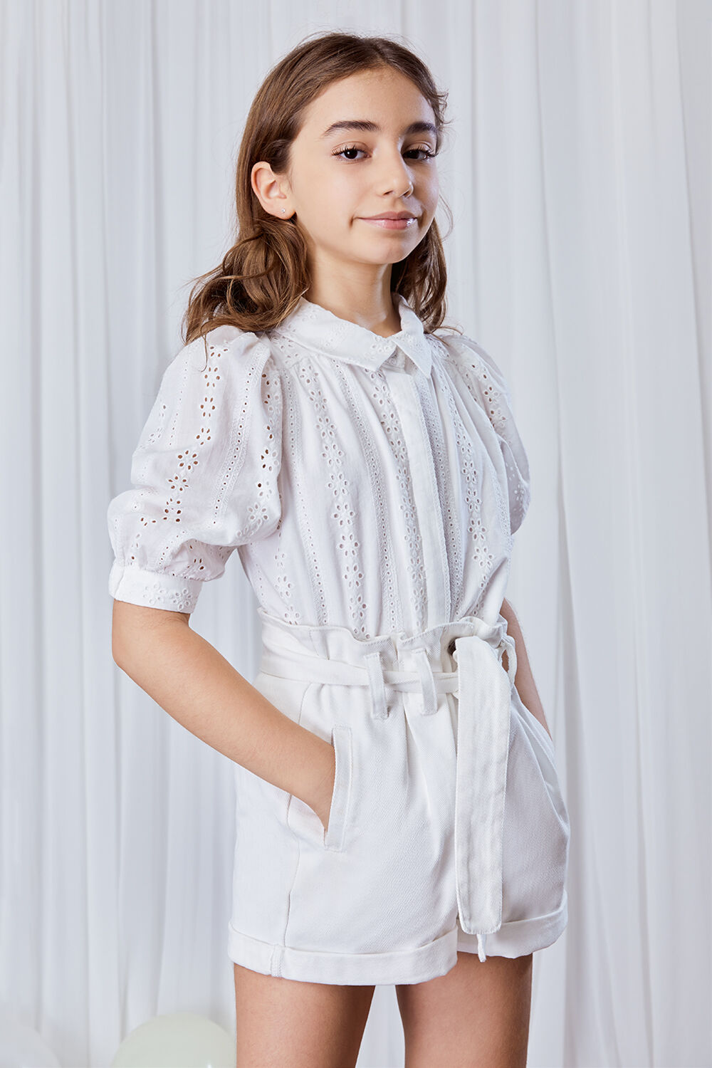 GIRLS BRODERIE SHIRT in colour CLOUD DANCER