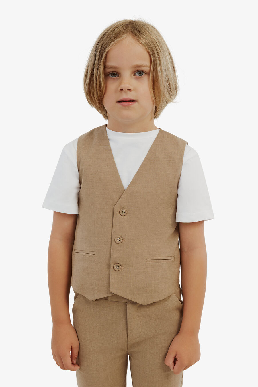 CHARLES VEST in colour SAND