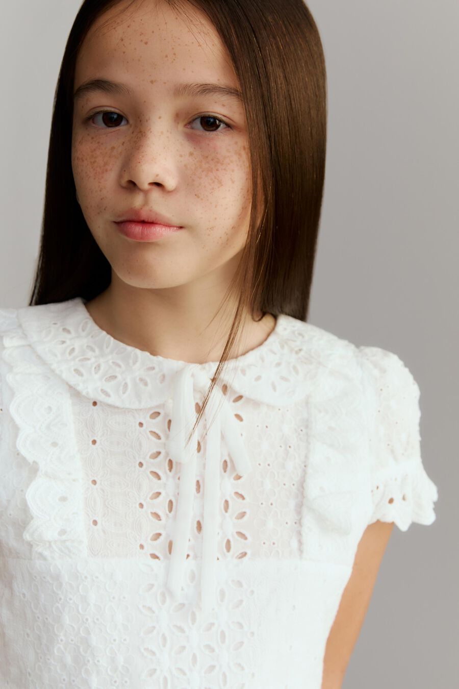AVA EMBROIDERED DRESS in colour WHITE