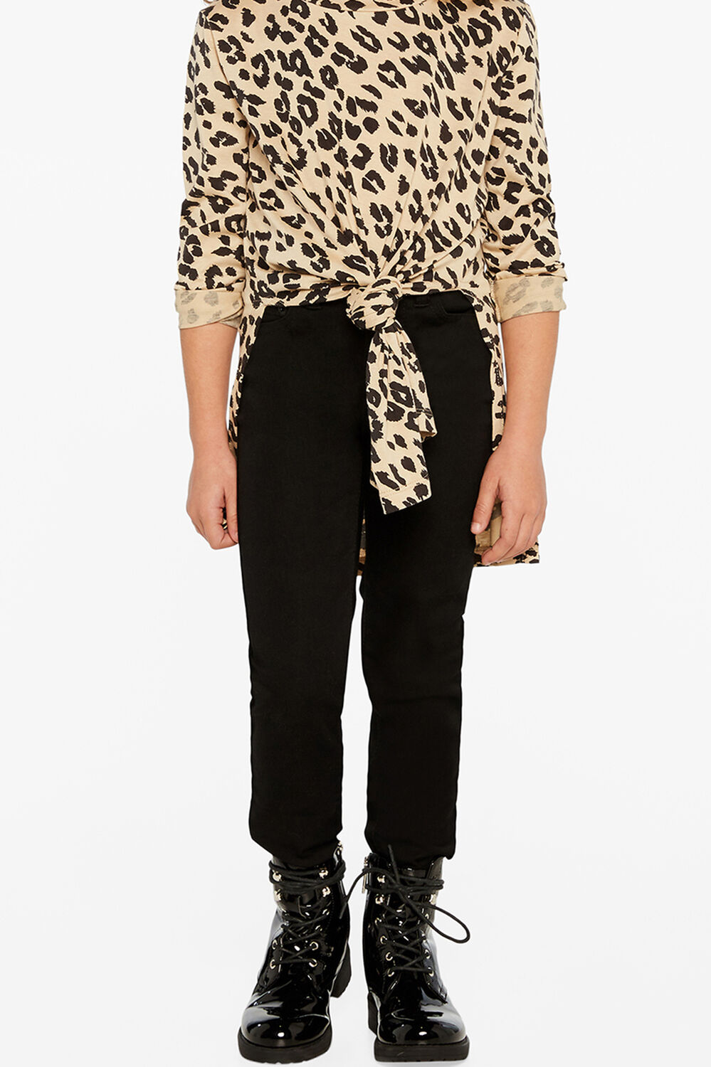 JUNIOR GIRL SIENNA MID RISE JEAN in colour JET BLACK