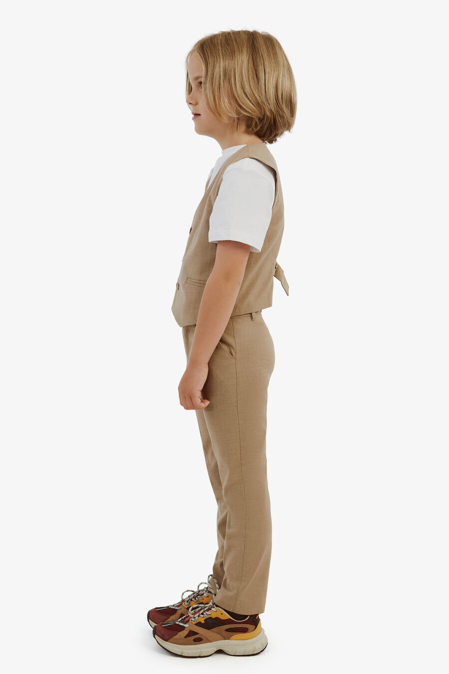 CHARLES VEST in colour SAND