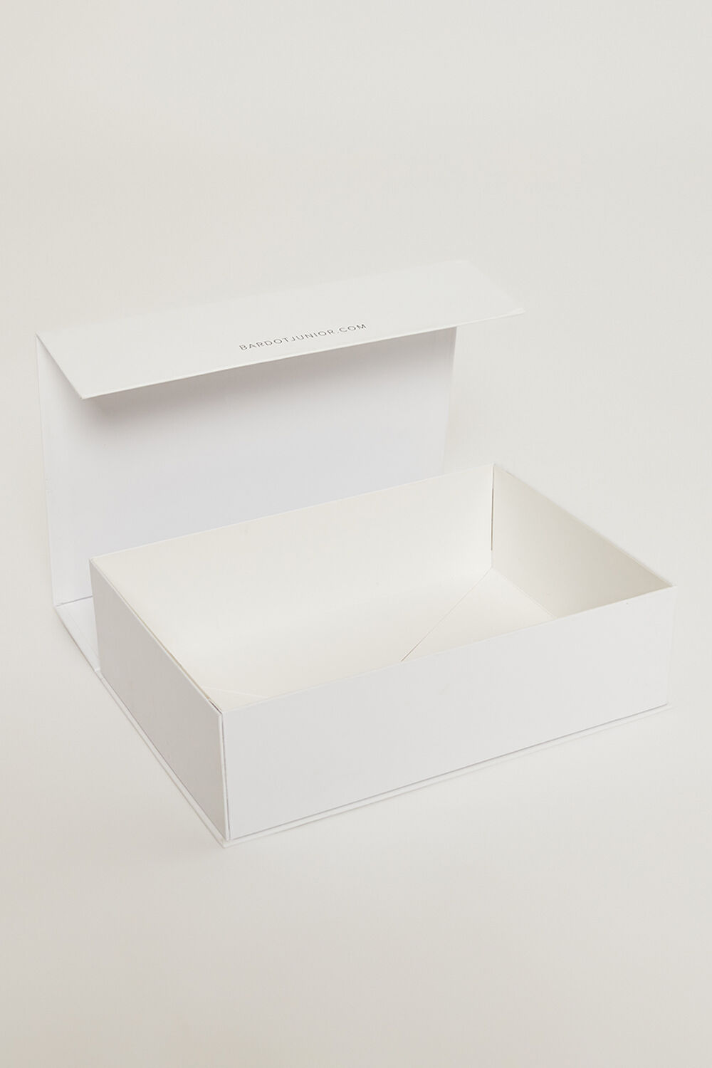 GIFT BOX in colour BRIGHT WHITE