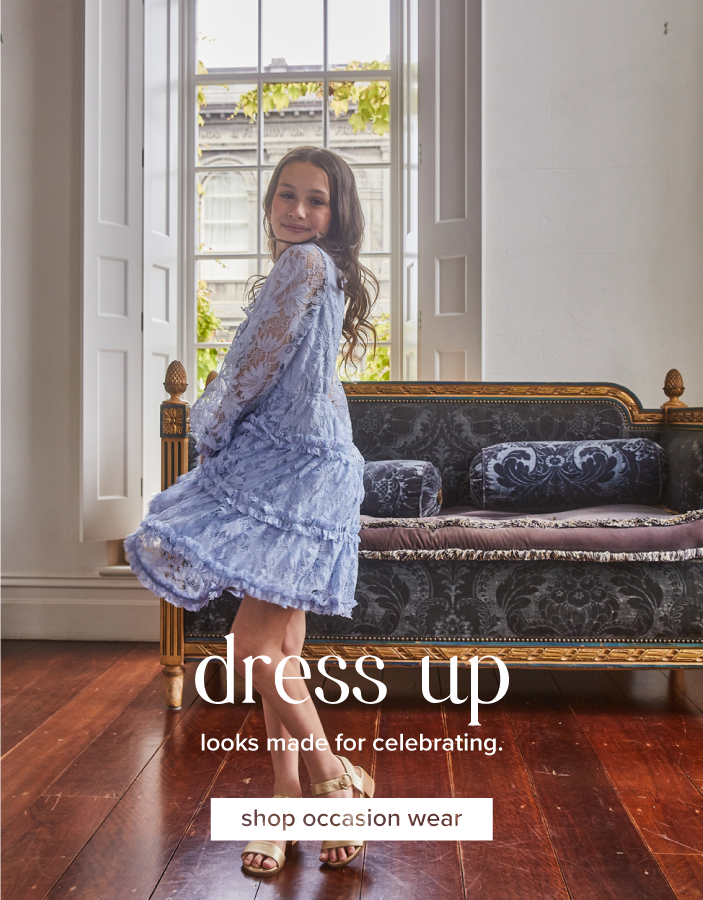 dress up